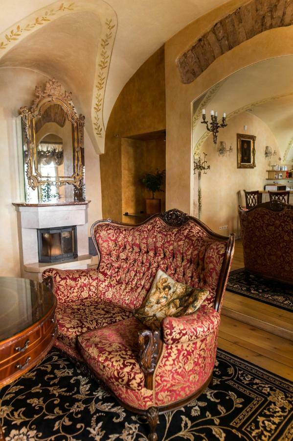 Ferienwohnung Antique Old Town Studio By Urban Rent Wilna Exterior foto